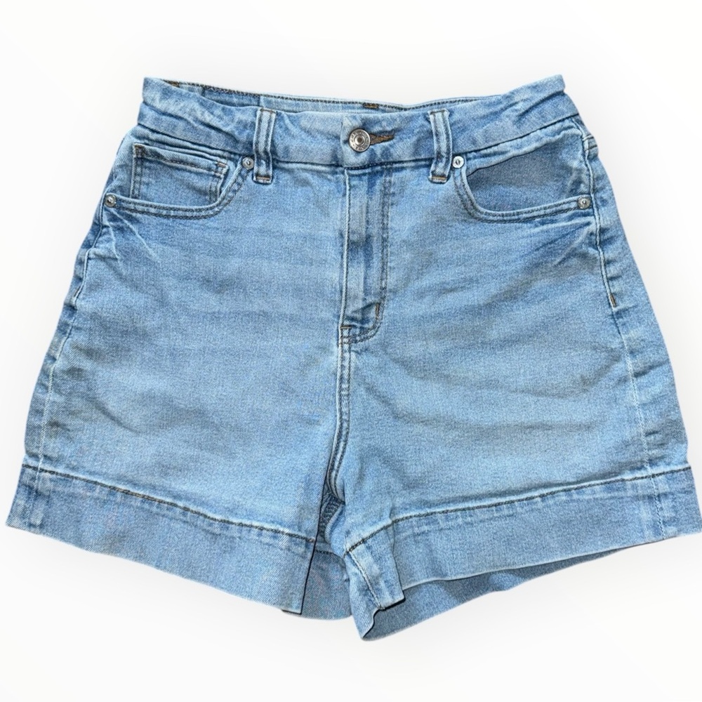 American Eagle Blue Denim Curvy Mom Short Size 4